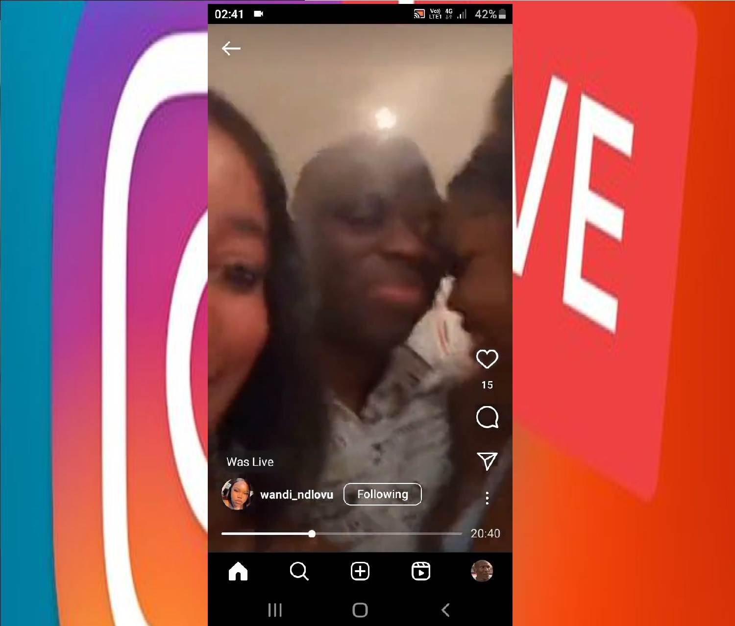 Horny Girl Montre Sa Chatte Sur Instagram Live